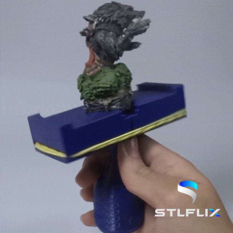 Miniatures’ Paint Handle